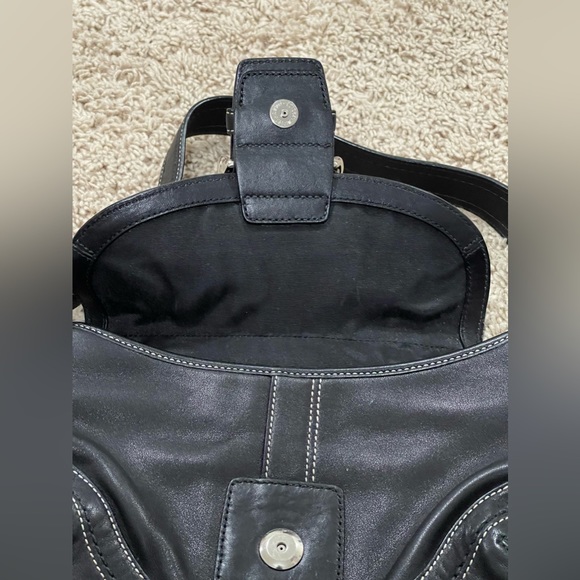 Vintage Coach Black Soho Hobo Handbag - Picture 11 of 16